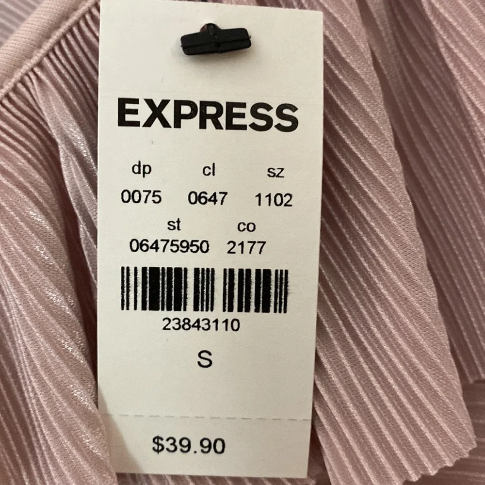 Express ruffle top - Picture 6 of 6